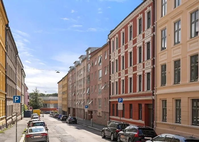 Royal Park Wifi Tv Quite Bus Tram Oslo